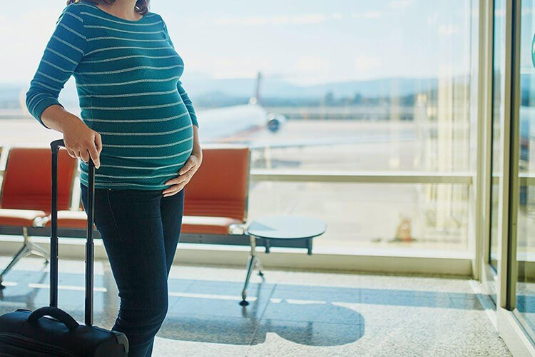 Có nên du lịch khi mang thai?